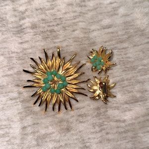 Goldtone Broach and Clip-on Earrings Set
